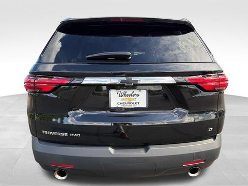 Used 2023 Chevrolet Traverse LT w/ LT Premium Package AWD/4WD image 4