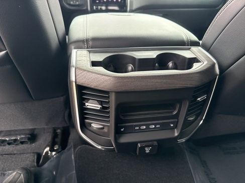 New 2026 RAM 2500 Laramie AWD/4WD image 16