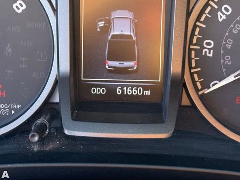 Used 2021 Toyota Tacoma TRD Sport w/ Technology Package RWD image 9