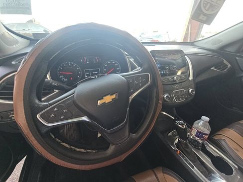 Used 2020 Chevrolet Malibu LT FWD image 6
