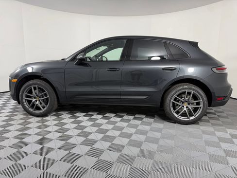 Certified 2026 Porsche Macan AWD/4WD image 2