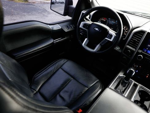 Used 2019 Ford F150 Lariat image 25