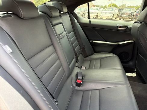 Used 2023 Lexus IS 350 F Sport RWD image 29