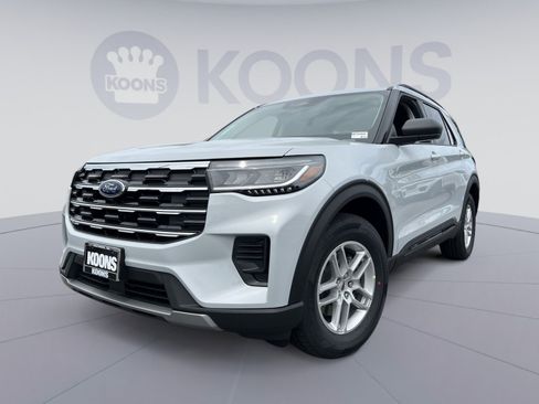 New 2026 Ford Explorer Active AWD/4WD image 1
