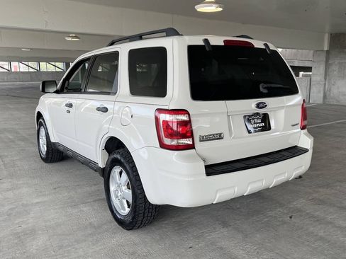 Used 2009 Ford Escape XLT AWD/4WD image 13