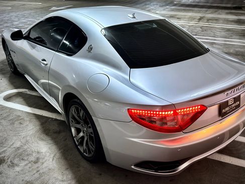 Used 2011 Maserati GranTurismo S RWD image 11