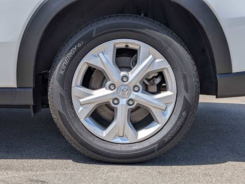 Certified 2025 Honda HR-V LX image 13