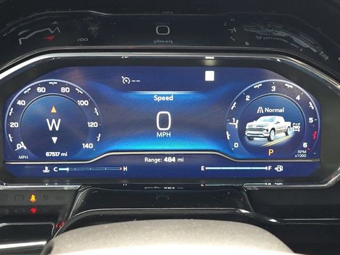 Used 2022 Chevrolet Silverado 1500 LT w/ Z71 Off-Road Package image 38