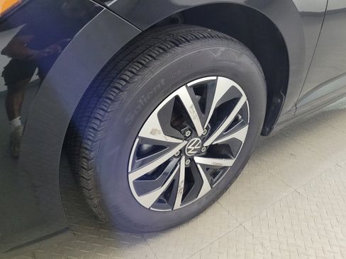 Used 2025 Volkswagen Jetta S FWD image 31