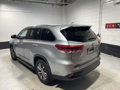 Used 2018 Toyota Highlander XLE FWD image 4