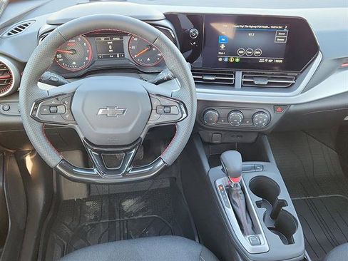 New 2026 Chevrolet Trax RS w/ Driver Confidence Package image 10