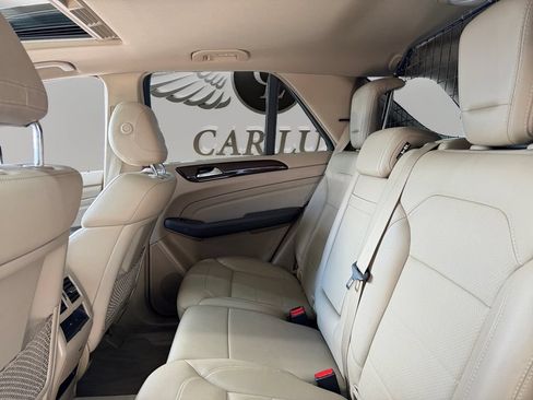 Used 2014 Mercedes-Benz ML 350 4MATIC w/ Premium 1 Package image 13
