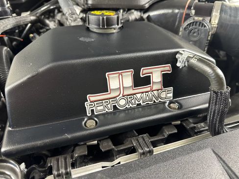 Used 2018 Ford Mustang GT Premium w/ Equipment Group 401A RWD image 17