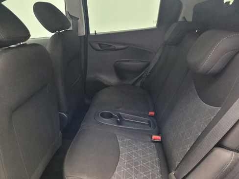 Used 2019 Chevrolet Spark LT image 18