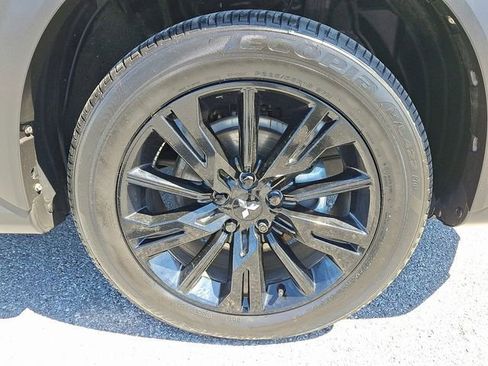 Used 2024 Mitsubishi Eclipse Cross LE AWD/4WD image 9