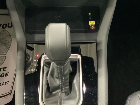 Used 2025 Subaru Forester Limited image 25