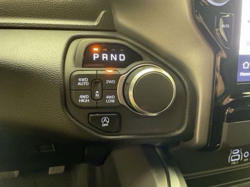 New 2026 RAM 1500 Big Horn AWD/4WD image 17