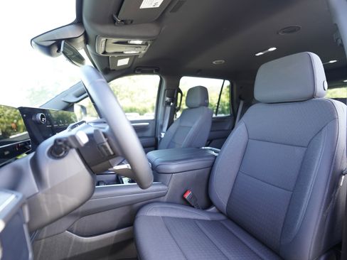 New 2025 Chevrolet Tahoe LS AWD/4WD image 8