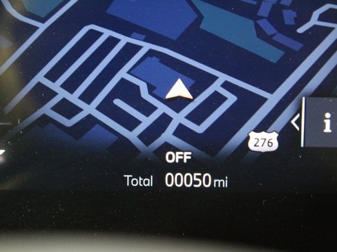 New 2025 BMW X1 xDrive28i w/ Technology Package image 27