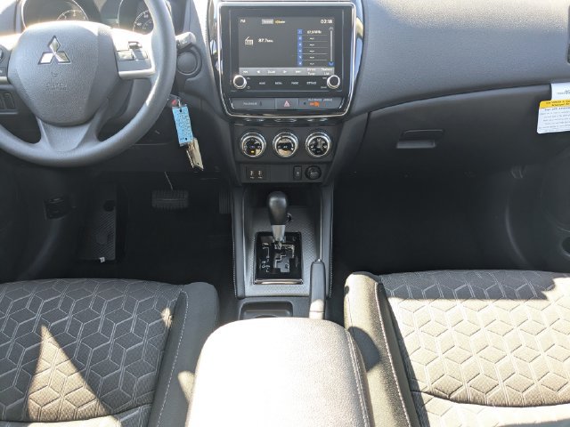 Used 2026 Mitsubishi Outlander Sport ES AWD/4WD image 15