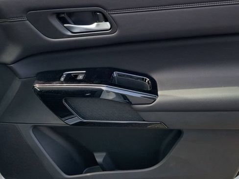 New 2026 Nissan Pathfinder Platinum FWD image 34