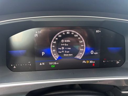 Certified 2023 Volkswagen Tiguan SE FWD image 13