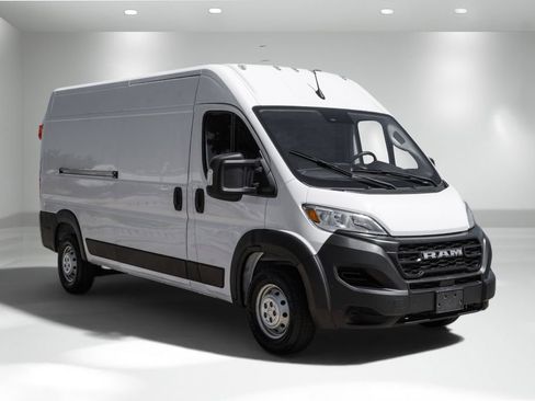 Used 2023 RAM ProMaster 2500 FWD image 5