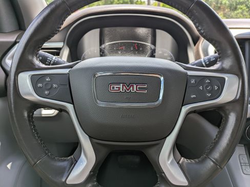 Used 2019 GMC Acadia SLT FWD image 23