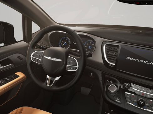 New 2026 Chrysler Pacifica Pinnacle image 21