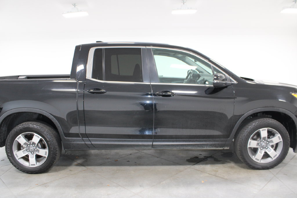 Used 2025 Honda Ridgeline RTL image 11