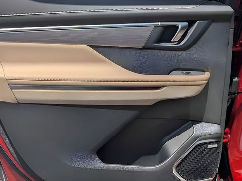 New 2026 Buick Enclave Preferred w/ Power Package image 17