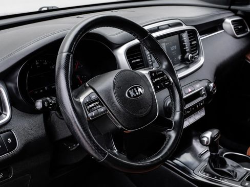 Used 2019 Kia Sorento SX AWD/4WD image 24