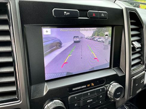 Used 2019 Ford F150 XLT w/ Equipment Group 302A Luxury AWD/4WD image 38