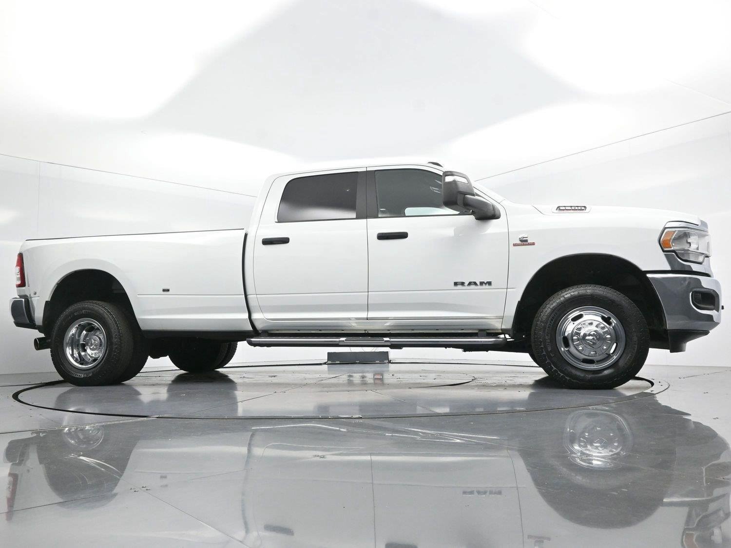 Used 2024 RAM 3500 Big Horn AWD/4WD image 42