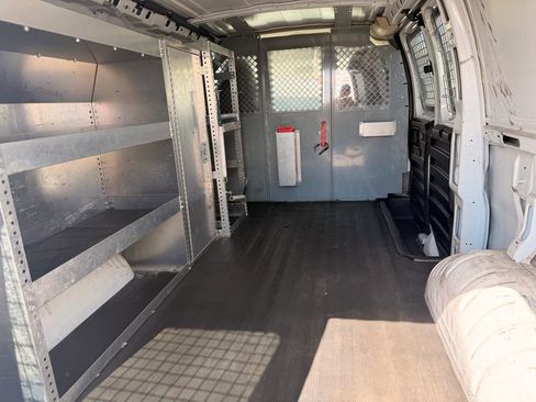 Used 2012 Chevrolet Express 1500 image 10