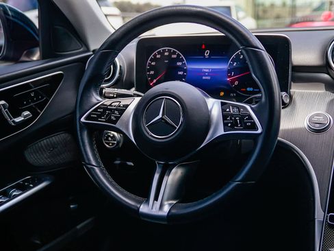 Used 2022 Mercedes-Benz C 300 Sedan image 15