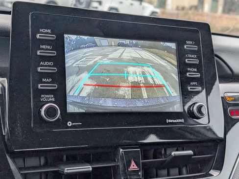 Used 2022 Toyota Camry SE image 13