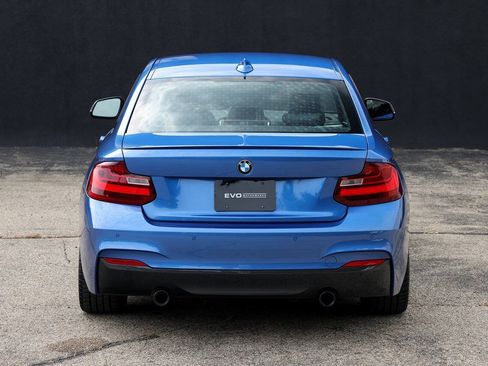 Used 2017 BMW M240i Coupe RWD image 4