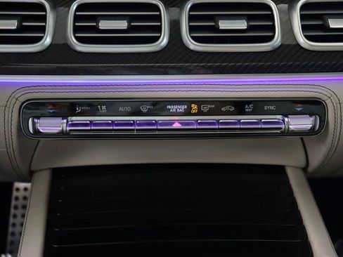 Used 2024 Mercedes-Benz GLS 63 AMG 4MATIC image 30