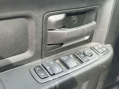 New 2024 RAM 2500 Tradesman w/ Chrome Appearance Group image 18