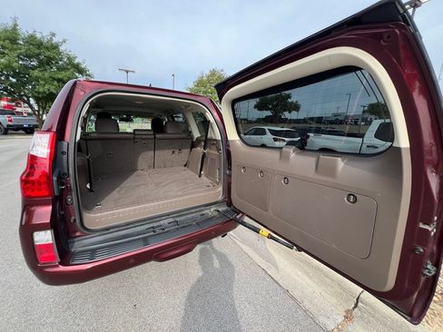 Used 2011 Lexus GX 460 Premium AWD/4WD image 23