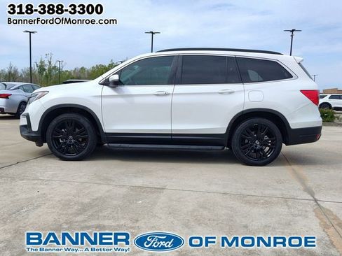 Used 2022 Honda Pilot Special Edition image 3