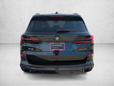 Used 2024 BMW X5 xDrive40i w/ M Sport Package image 7