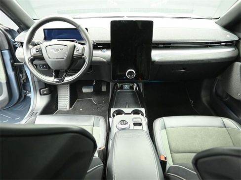 Certified 2024 Ford Mustang Mach-E GT image 22