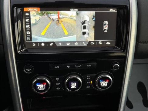 Used 2017 Land Rover Discovery HSE image 24