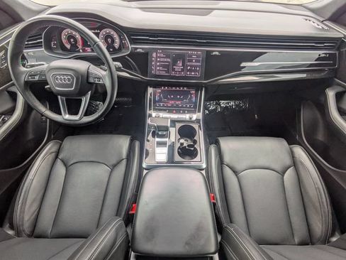 Used 2024 Audi Q8 Prestige w/ Prestige Package AWD/4WD image 15