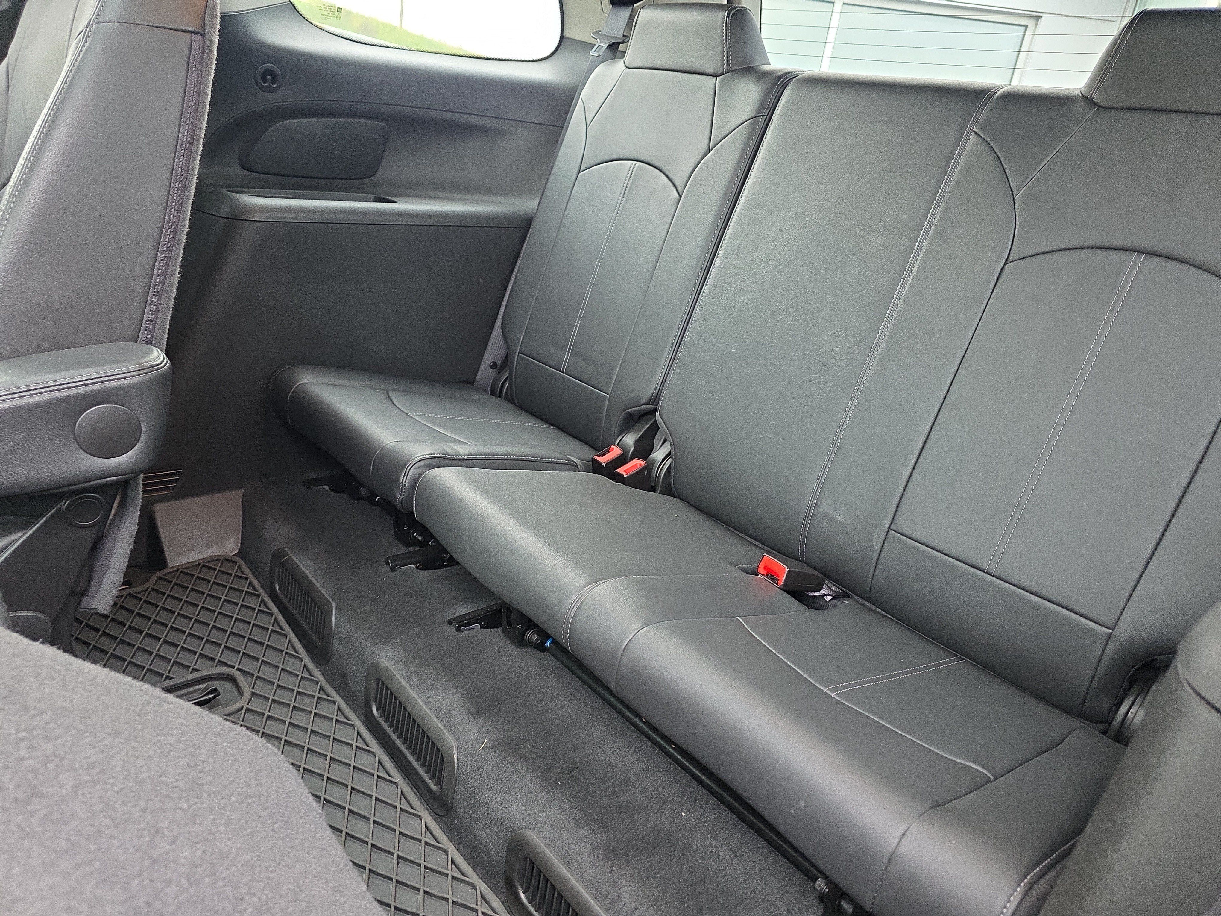 Used 2017 GMC Acadia Limited SLT AWD/4WD image 14