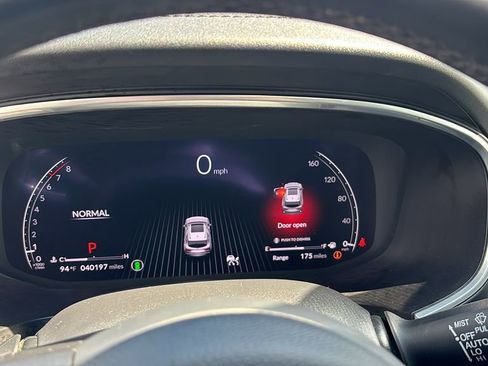 Used 2023 Acura MDX Technology image 16