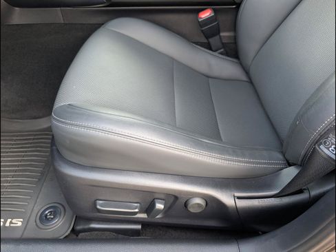 Used 2023 Lexus IS 300 AWD w/ Premium Package image 10