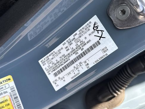 Used 2022 Ford Bronco Wildtrak image 7